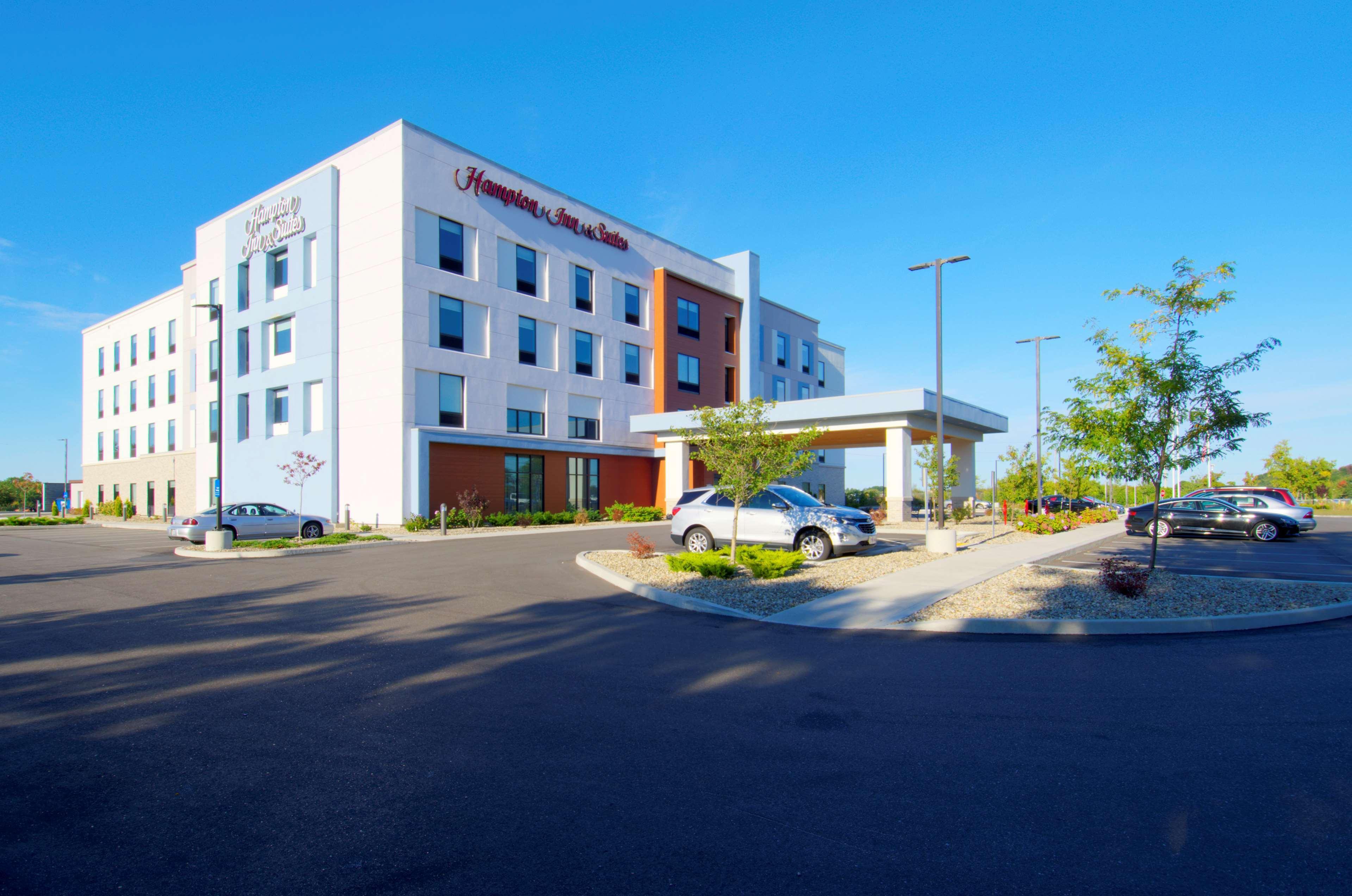 Hampton Inn & Suites Portland West Exterior foto