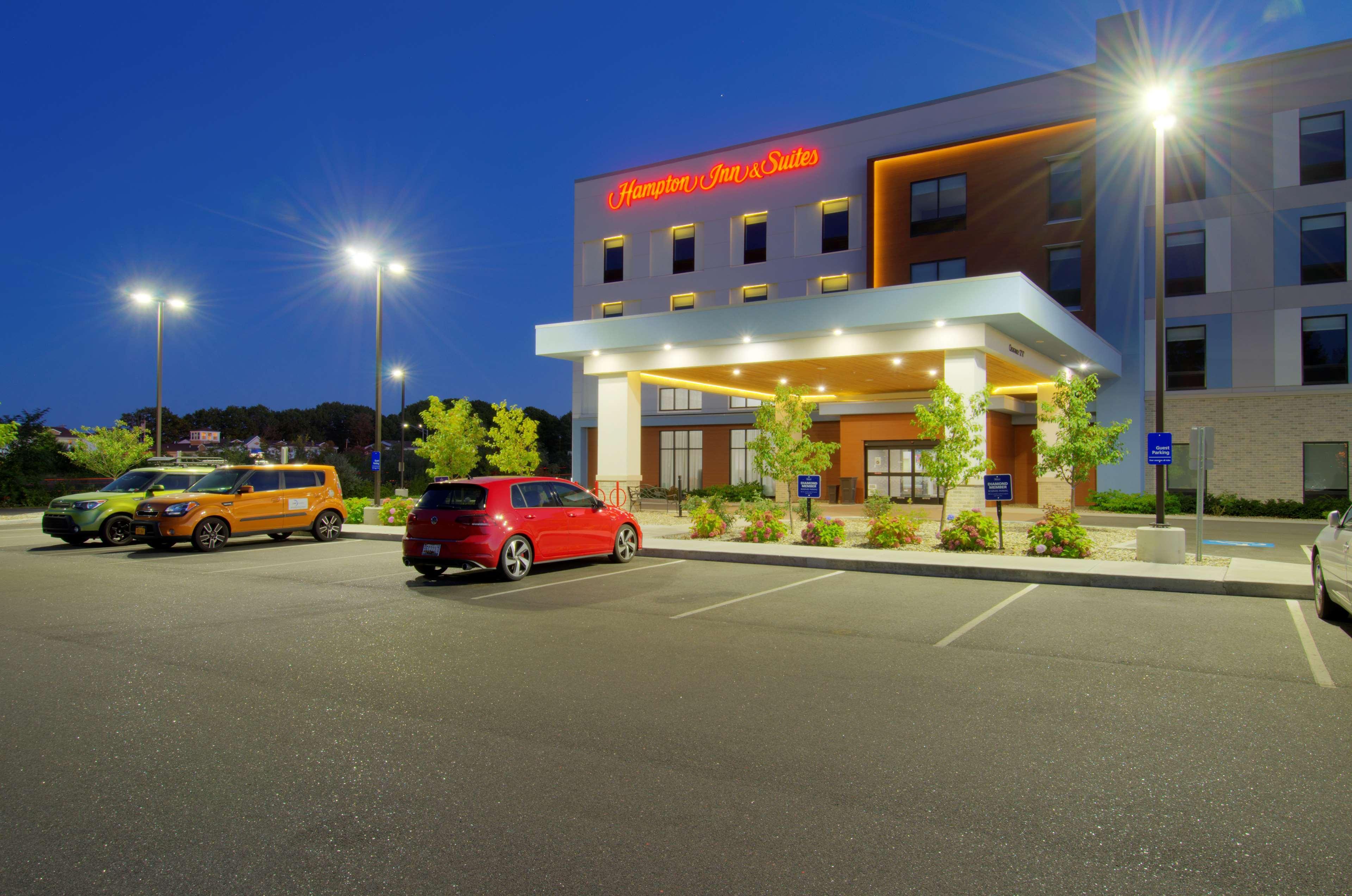 Hampton Inn & Suites Portland West Exterior foto