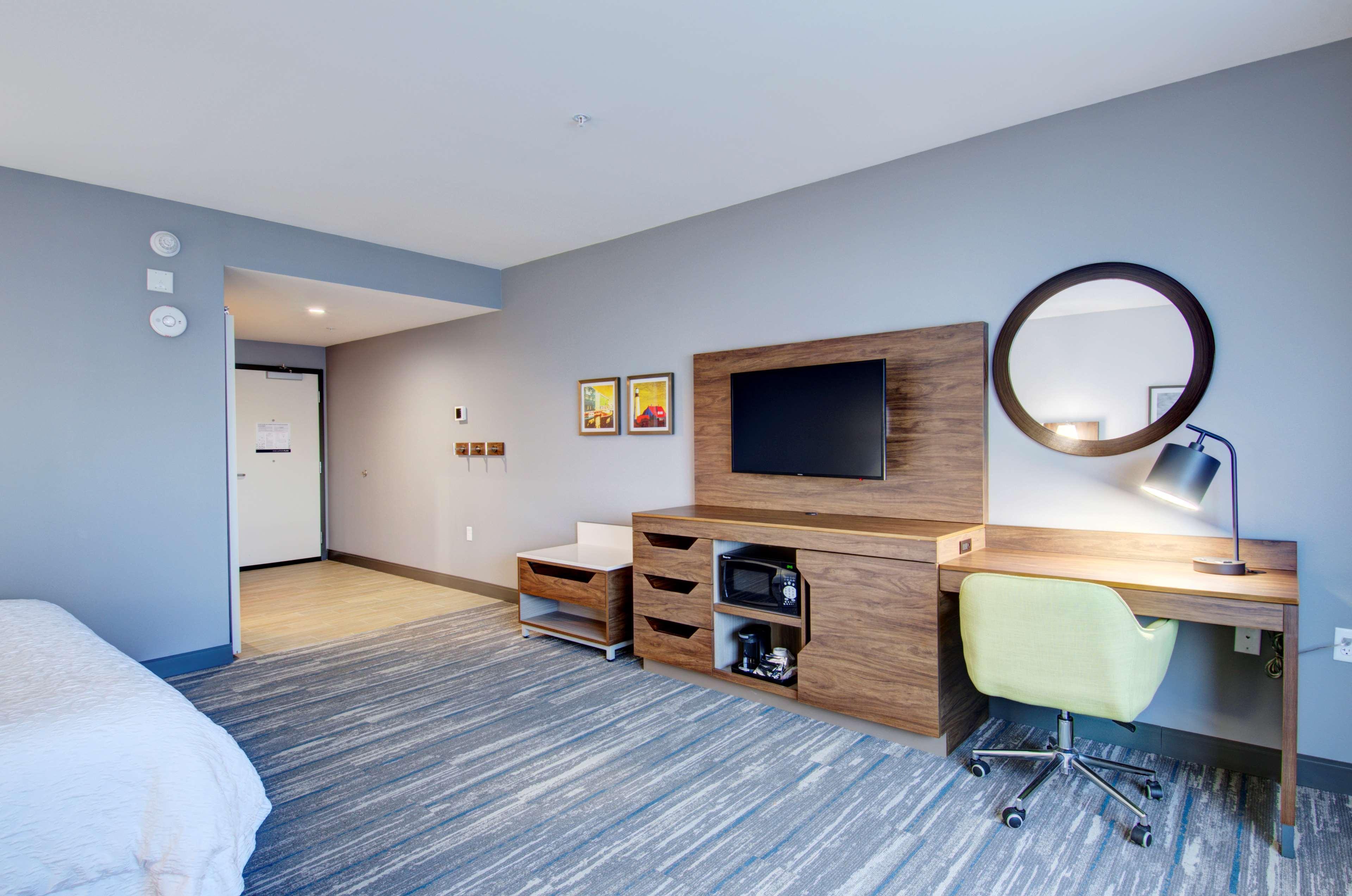 Hampton Inn & Suites Portland West Exterior foto